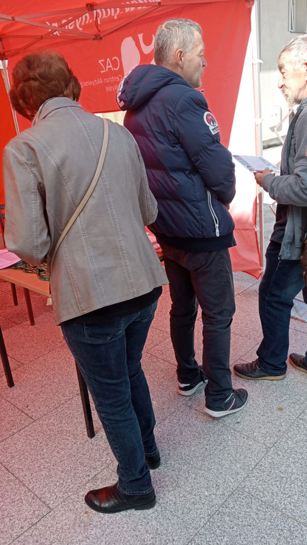 zdjęcia z mobilnego punktu PUP