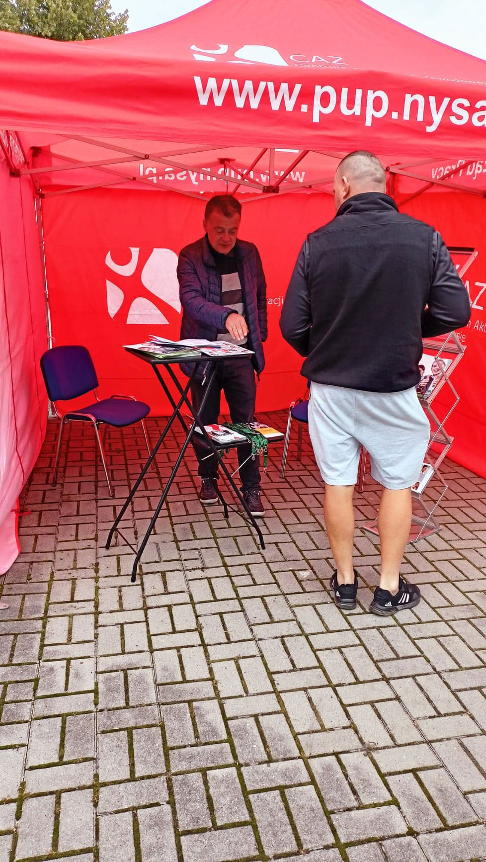 zdjęcia z mobilnego punktu PUP